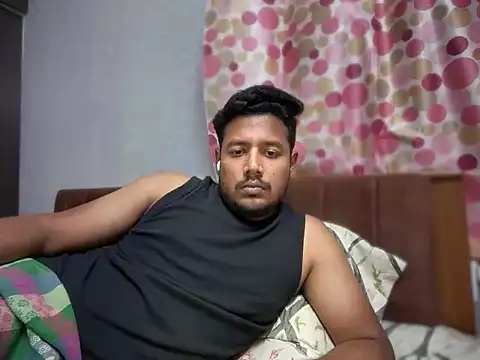 randy642001 (M young) - Make me horny