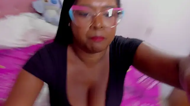 maryalelove live cam on StripChat