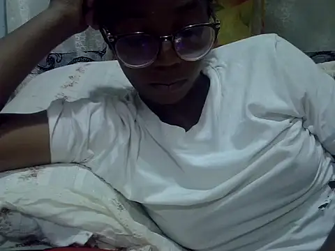 ElianeHot webcam