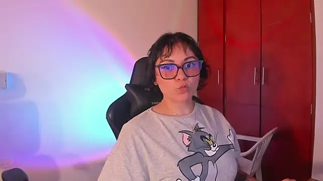 cinna_monroll 🔵 free webcam