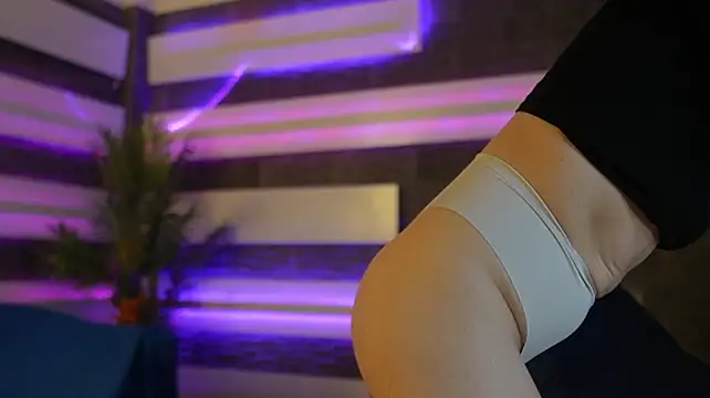 curly__milf webcam