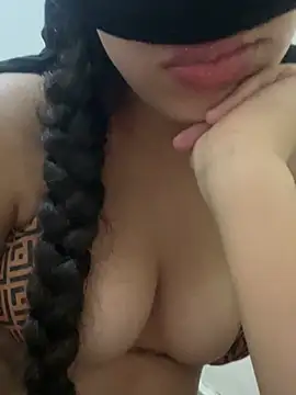 Saricol_sexy1_squirt