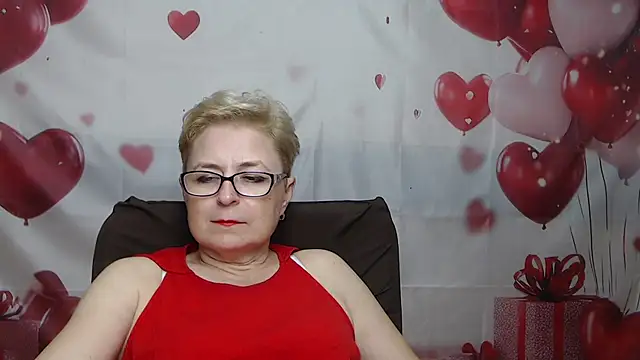 emiliagree (F mature) - Give me vibration, get my body's reactio