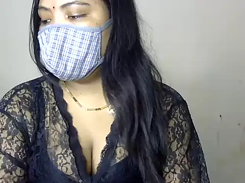 Cuddler_couple live cam on StripChat