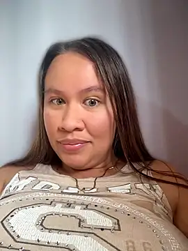 Emiily_lee anal play live cam