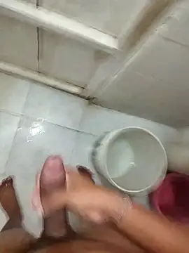 cavedkingdom (M twink) - cum on my chest and a good handjob