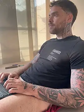 arnold_bekam (M young) - HOT MILK IN YOUR MOUTH 😈🔥