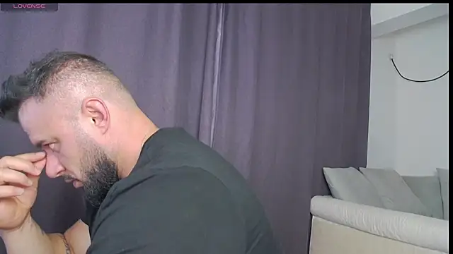 rickymiami1 (M young) - naked flex hard,jerk cum shot