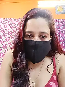Hotpuja25 webcam