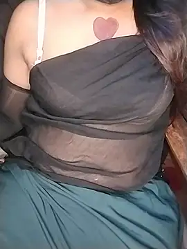 tamil_kanmani (F young) - Oil boobs show in live