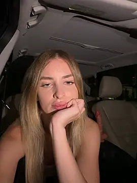 evieevans (F young) - Last tipper gets 2 stranger porns