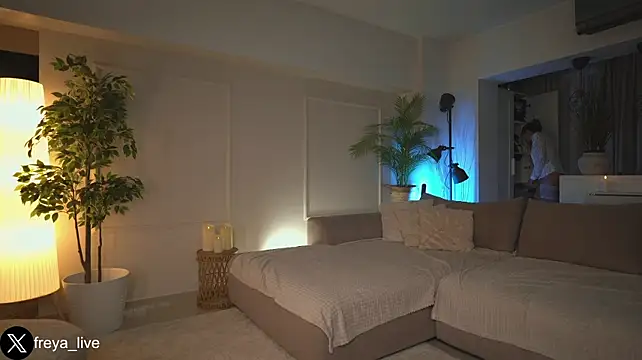 freyacherie webcam