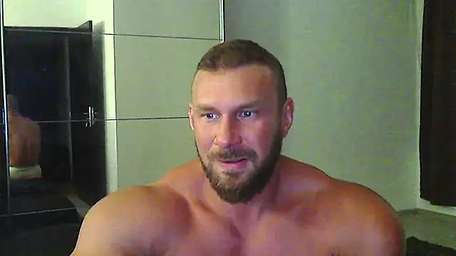 muscularkevin webcam