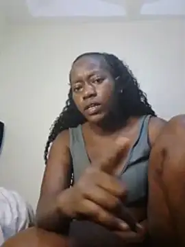 Queenn_tiara webcam