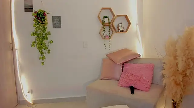 mariam_hill 📕 live stream