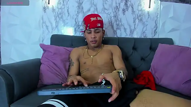 Damian-Lux webcam