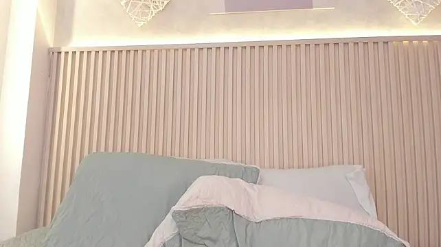 daiana_curly webcam