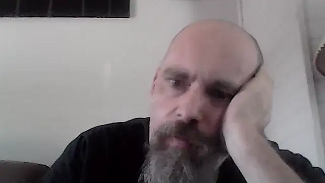 crazyheratic8 webcam