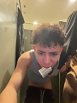 yoursexyjose webcam