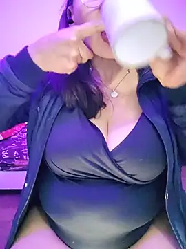 esmeralda_milf webcam