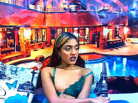 IndianPretty14u2Luv webcam