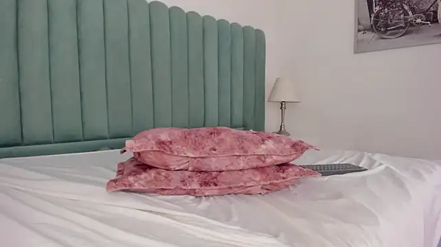 kimjonnes01 webcam