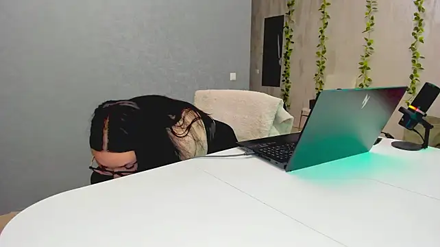 Yesss_Lilith webcam