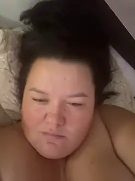 SunnyLeila2101 webcam