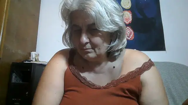 ExquisiteMature webcam