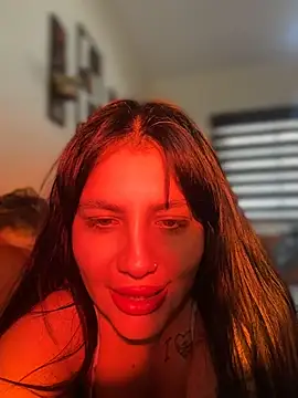 Vicky_Sixx