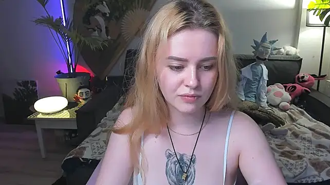 Alexa_Pirs webcam