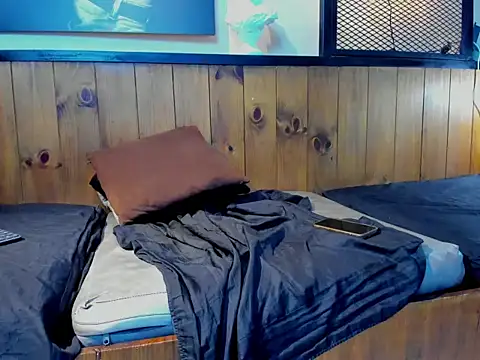 NicolasStonee webcam