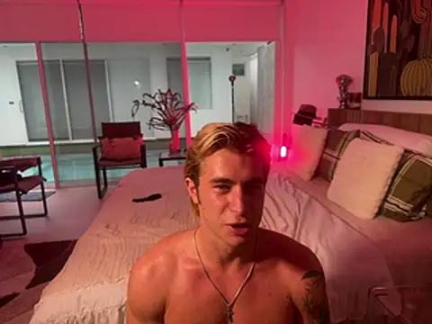 Son_Gokuu webcam
