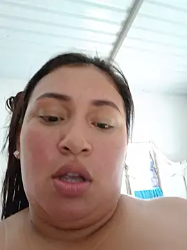 Hot_bella12