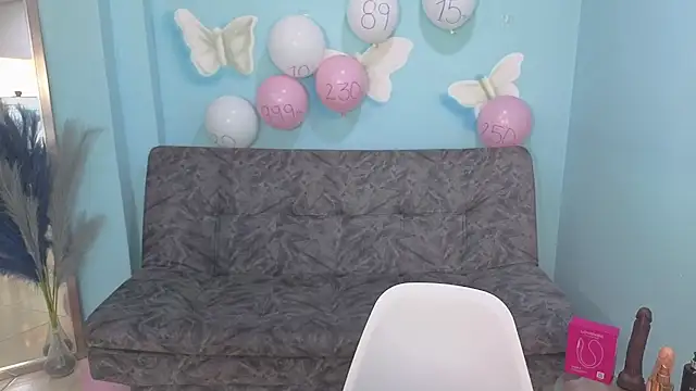 lovely_kaityn webcam