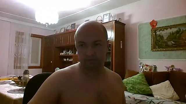 Luceriusbigass webcam