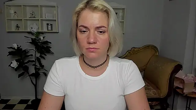 MariaStones webcam