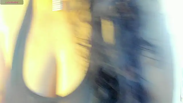 JadeBellee webcam