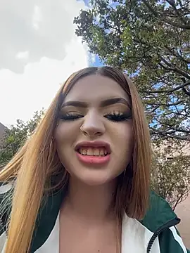 ChloeCollins__ webcam