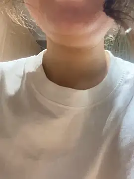 mongolian_cutie webcam