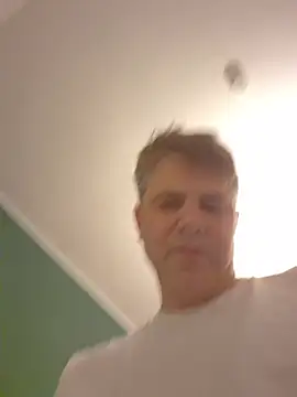 naugthyxxxman webcam