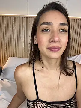 NahimiThompson webcam