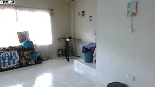 AlinaWoolf_ webcam