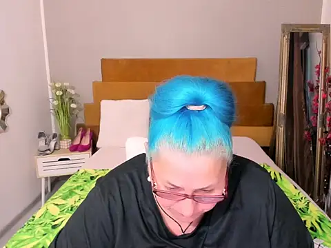 Sugarmommy_69X webcam