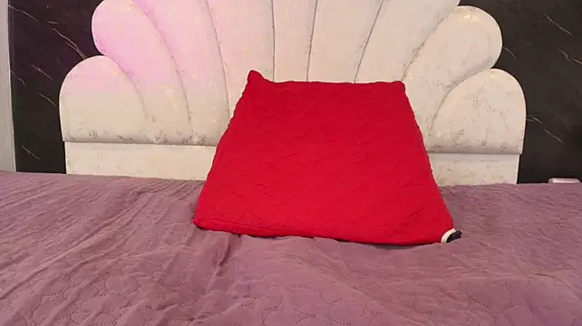 kissme_luna webcam