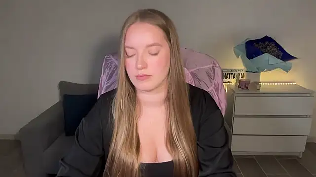 EvaMaddison webcam