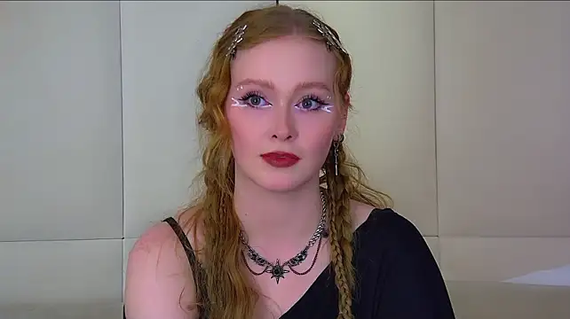 AgataFoxley live cam on StripChat