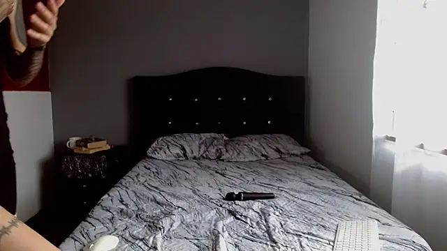 Emilia_1995 webcam