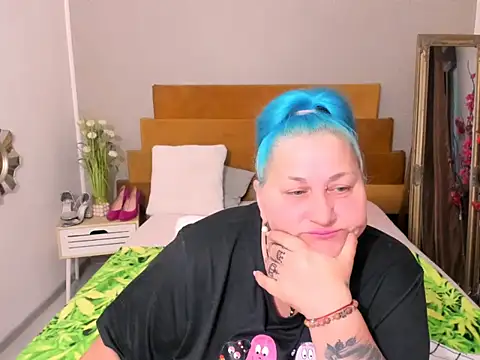 Sugarmommy_69X webcam