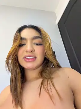 jenn_fit webcam
